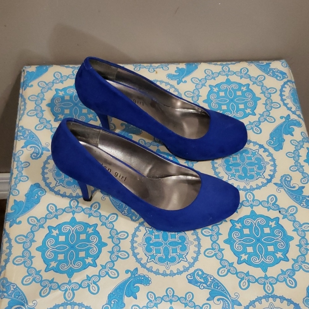Dress shoes